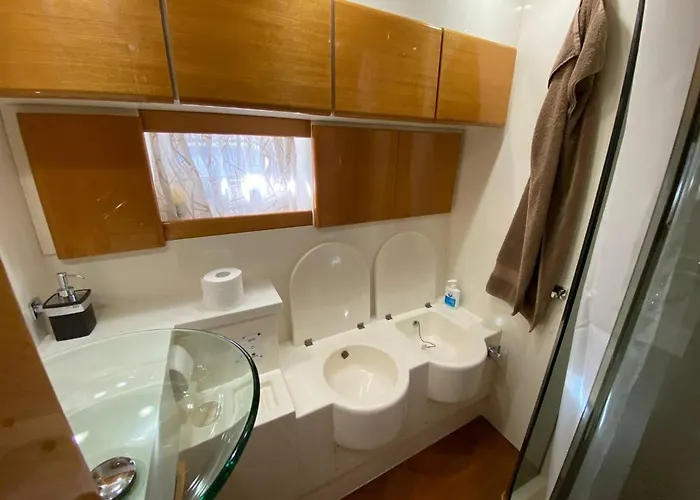 Botel Motor Yacht Raffaelli 