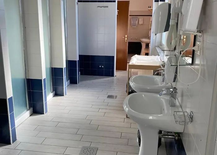 Botel Motor Yacht Raffaelli 