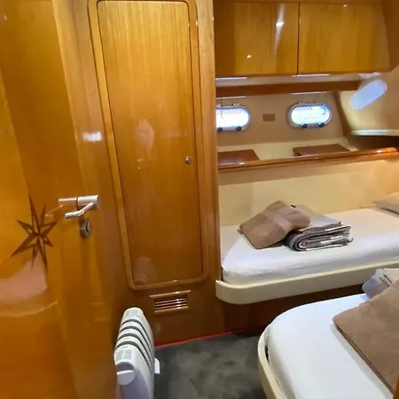 Motor Yacht Raffaelli 