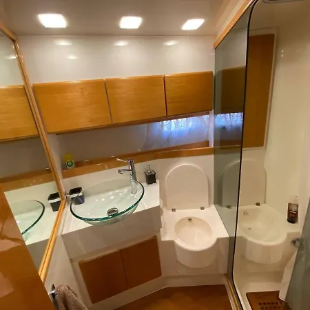 Motor Yacht Raffaelli 