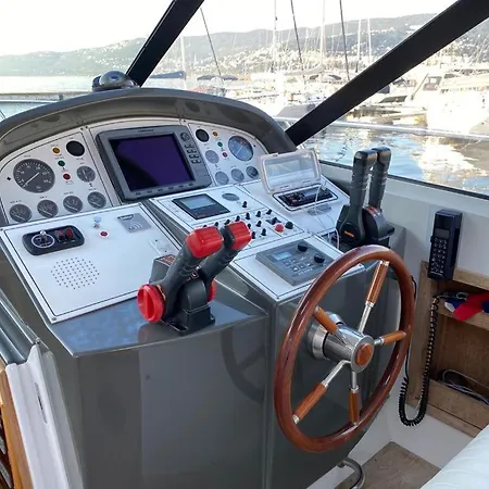 Motor Yacht Raffaelli 